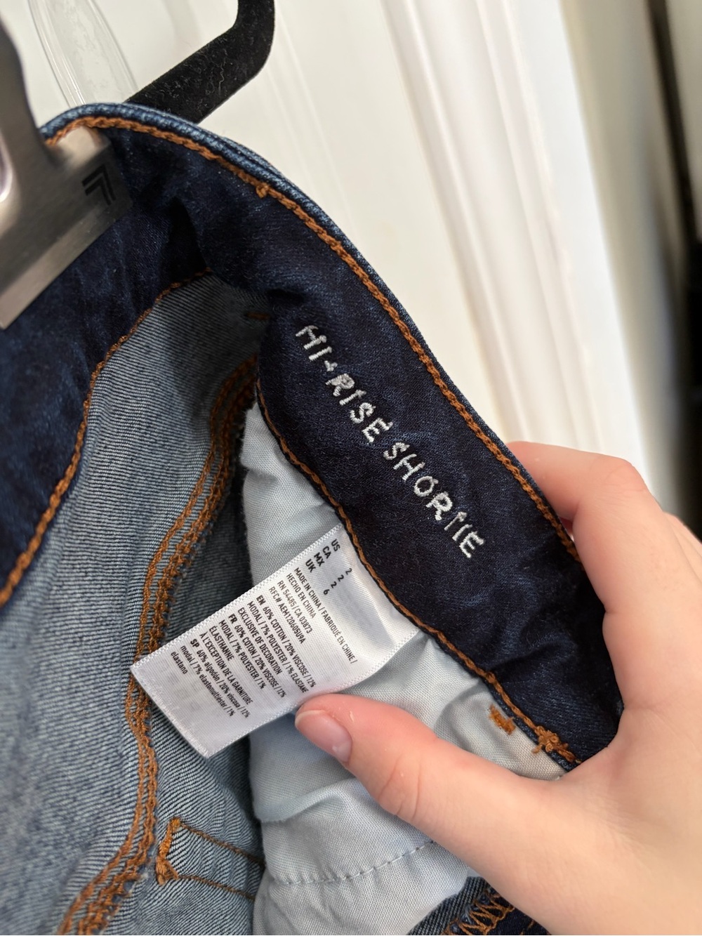 American Eagle Hi-Rise Shorties 🦅 - Picture 5 of 6
